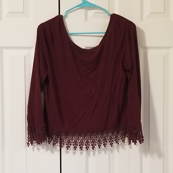 Rue 21 Burgundy boxy top, M - Picture 2 of 4